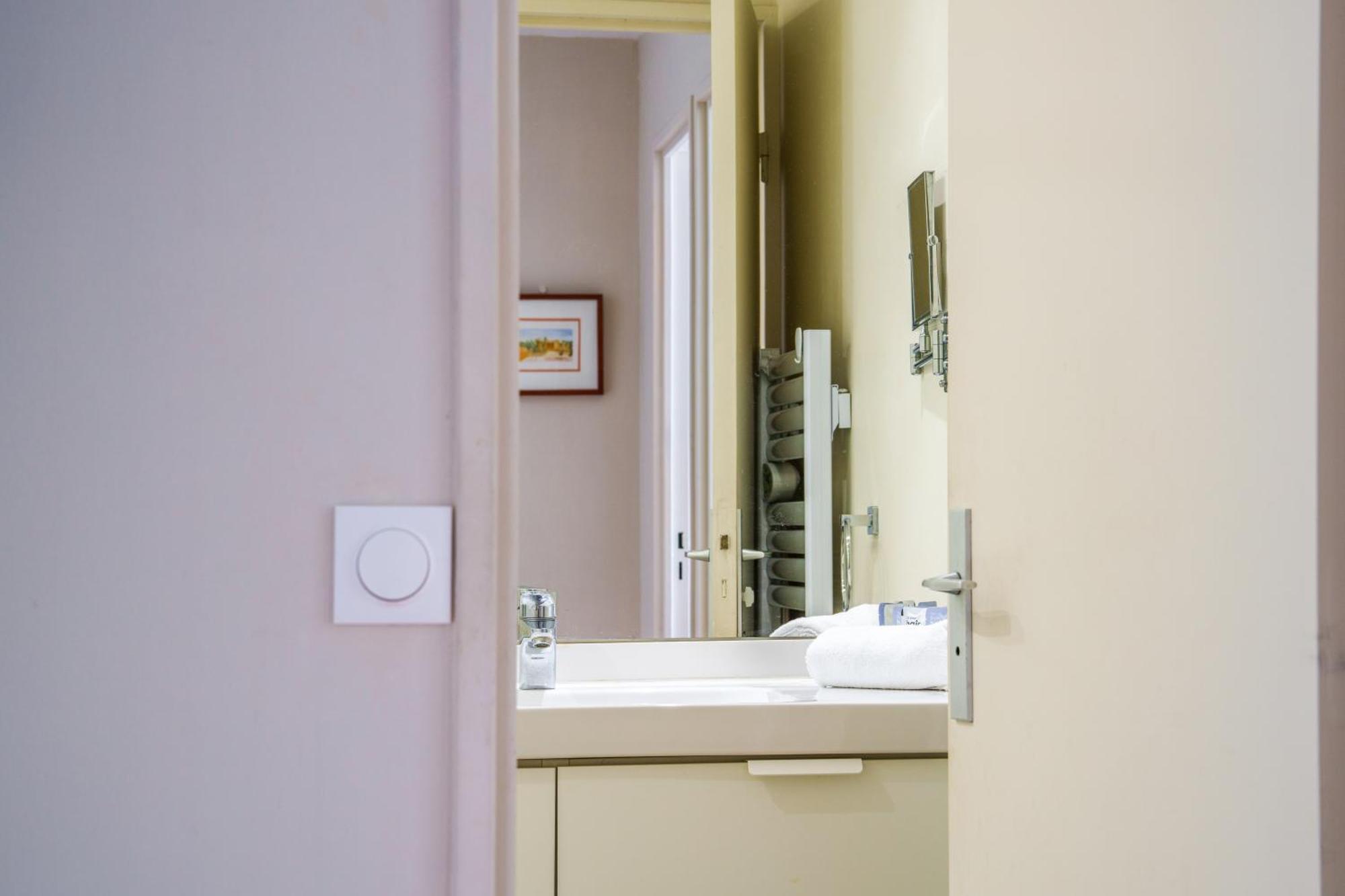 Appartement Tours Centre Avec Parking 4 P Zewnętrze zdjęcie